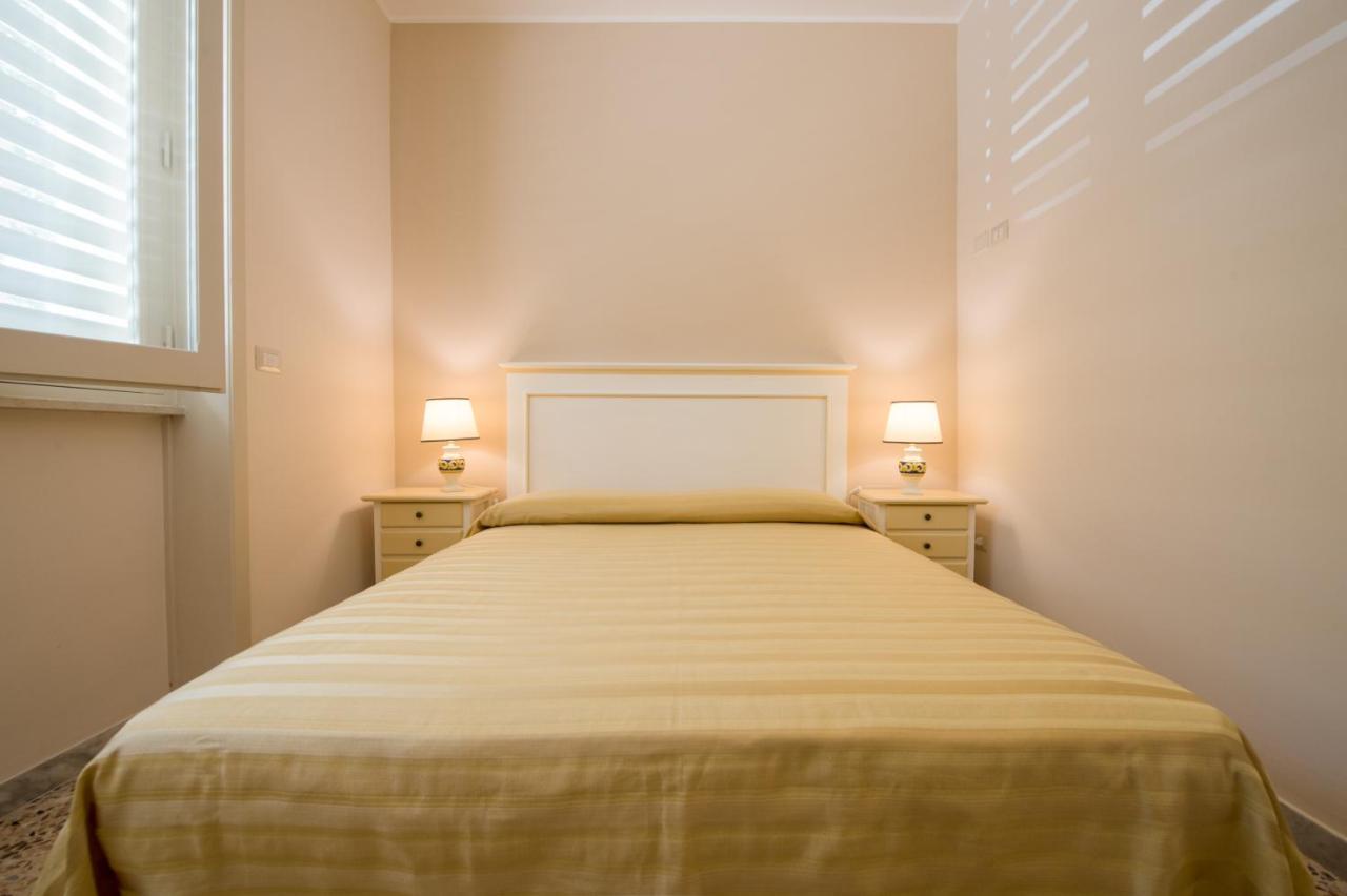 Bed and Breakfast Parco Degli Aranci Кутрофьяно Экстерьер фото