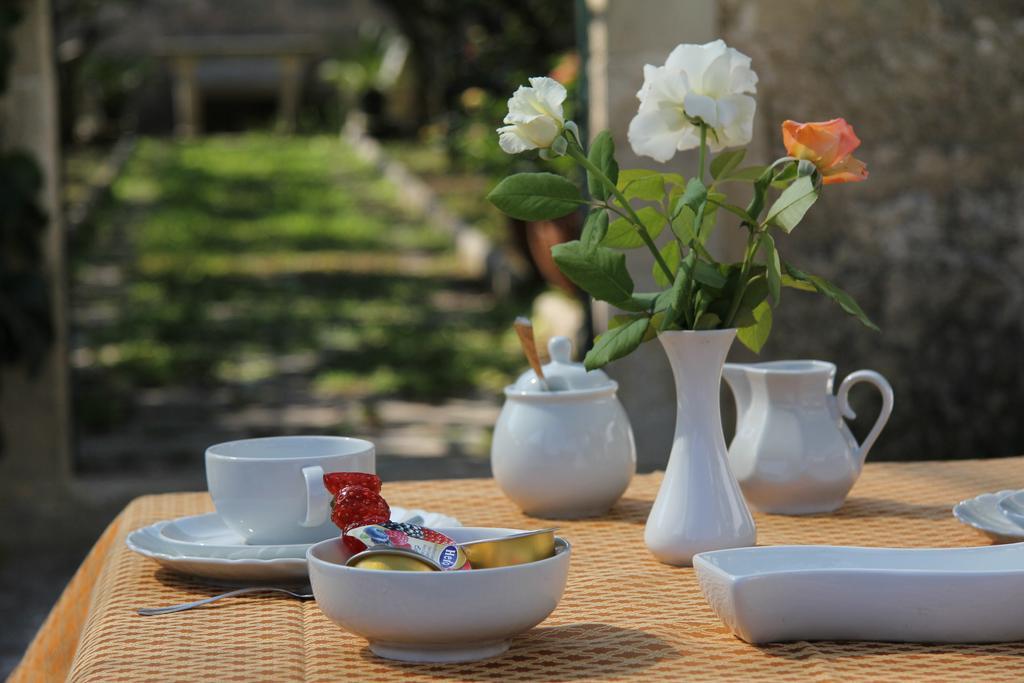 Bed and Breakfast Parco Degli Aranci Кутрофьяно Экстерьер фото
