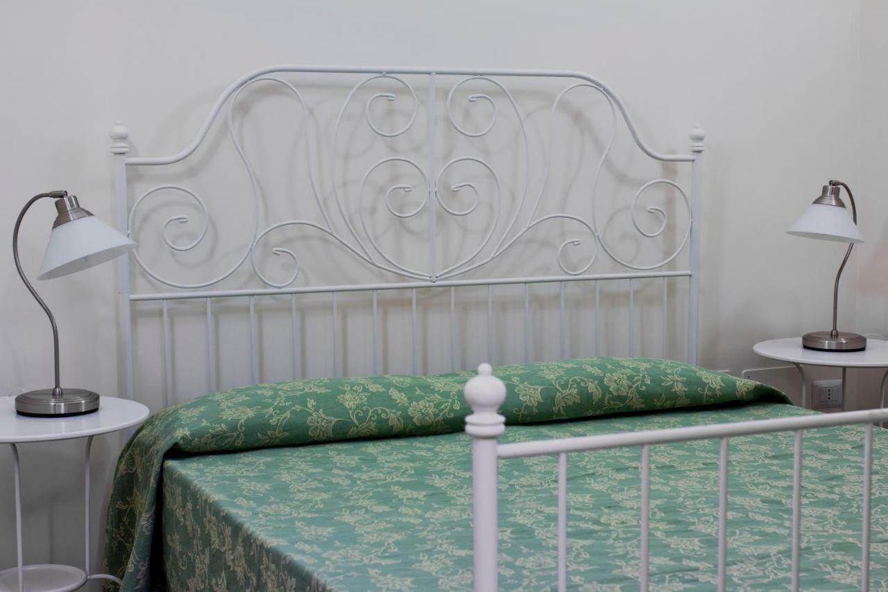 Bed and Breakfast Parco Degli Aranci Кутрофьяно Экстерьер фото